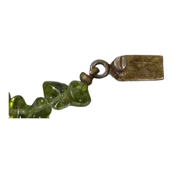 Vintage Peridot Chip Beaded Necklace Sterling Silver Ornate Clasp 33" Long Green - Picture 6 of 9